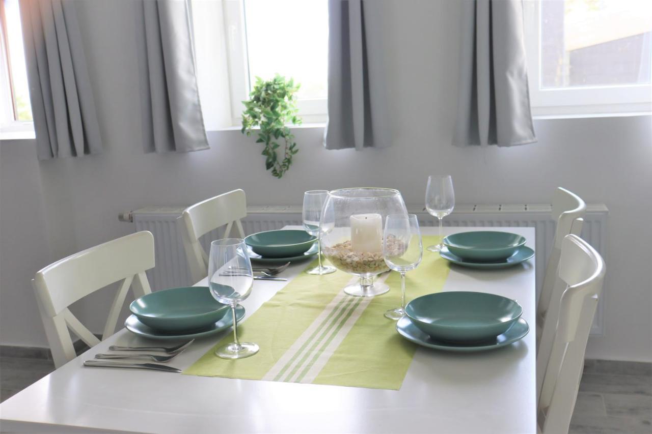 Gasthaus & Restaurant Dahlemer Binz Dahlem  Ngoại thất bức ảnh